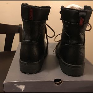 khombu eureka boots
